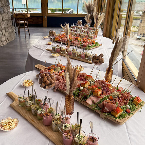 Événements familiaux, d'entreprise, repas de groupes aux Balcons du Bourget
